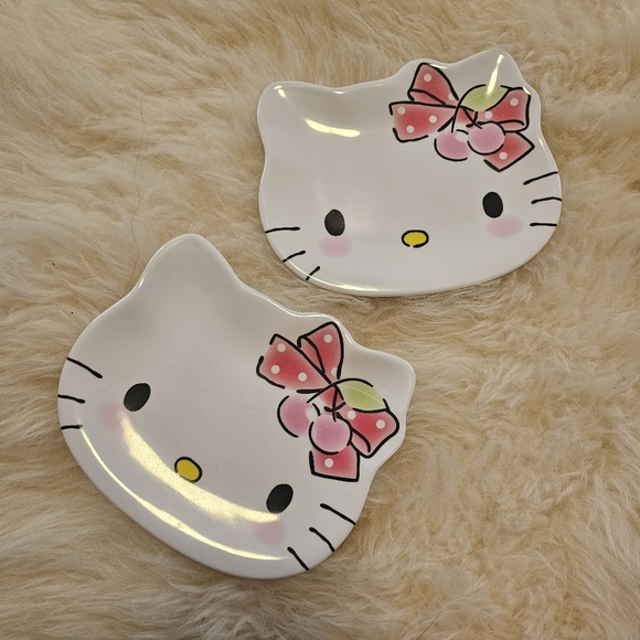 SANRIO Hello Kitty Trinket Plate Set of 2 - Picture 5 of 5